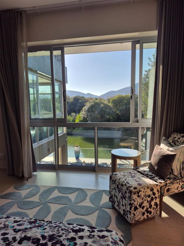 6 Bedroom Property for Sale in The Islands Estates North West
